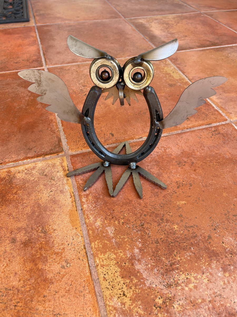 Small cutie Horseshoe owl recycled metal farmhouse popular salvage art